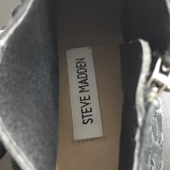 Steve Madden Ankle Boots Tender Suede Braid Buckle - Picture 8 of 8